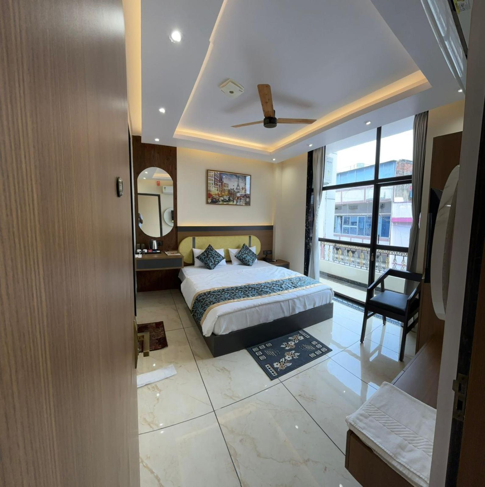 Hotel Shakuntla Palace - 400 Meters Away From Vishnu Pad Temple 7 Mins Walk Gaya Exterior foto